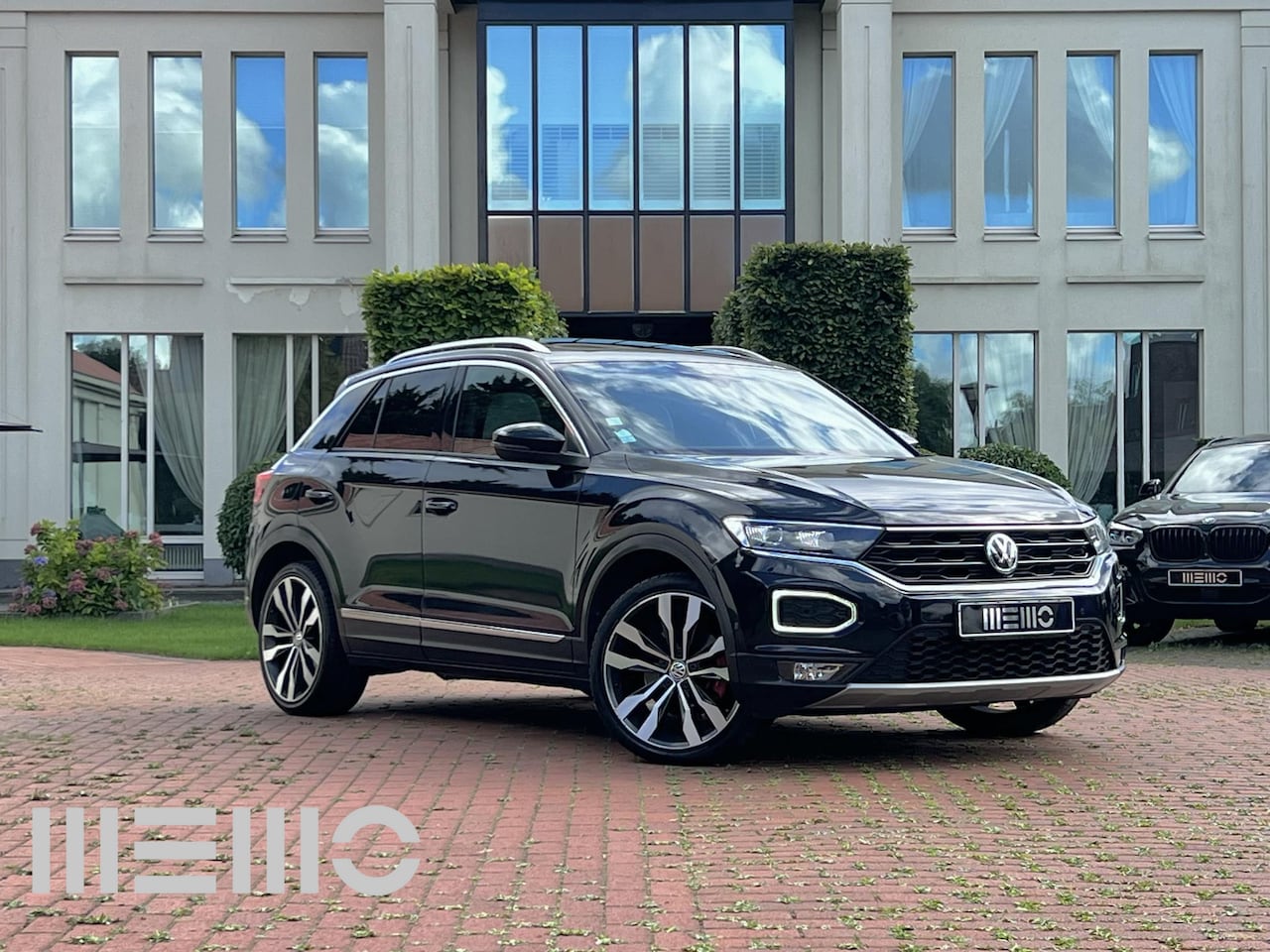 Volkswagen T-Roc - 2.0 TSI 4Motion Sport - Panoramadak - LED - AutoWereld.nl