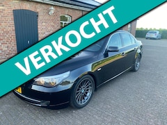 BMW 5-serie - 525i High-Executive met Apple carplay en schuifdak