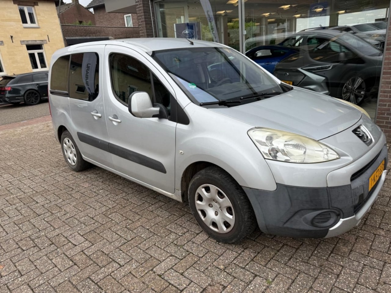 Peugeot Partner Tepee - 1.6 XT 1.6 XT - AutoWereld.nl