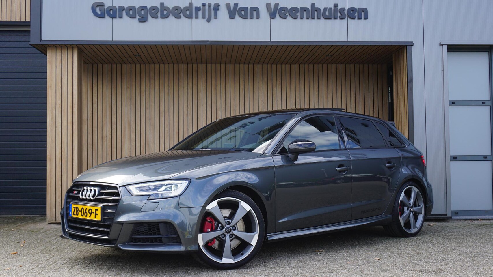 Audi A3 Sportback - 2.0 TFSI 310pk S3 quattro Pro Line Plus Pano Virtual Drive select * 129193 km* 19 inch LM - AutoWereld.nl