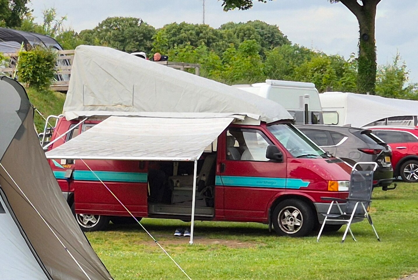 Volkswagen T4 - Carthago Malibu buscamper - 2.4d Oettinger. - AutoWereld.nl