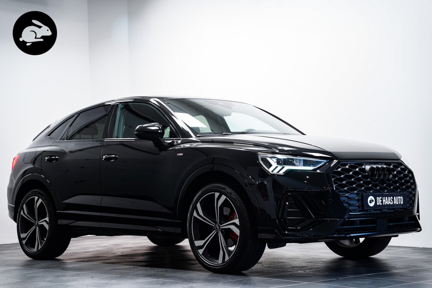Audi Q3 Sportback - 35 TFSI S-Line/Trekhaak/B&O/Zwart optiek - AutoWereld.nl