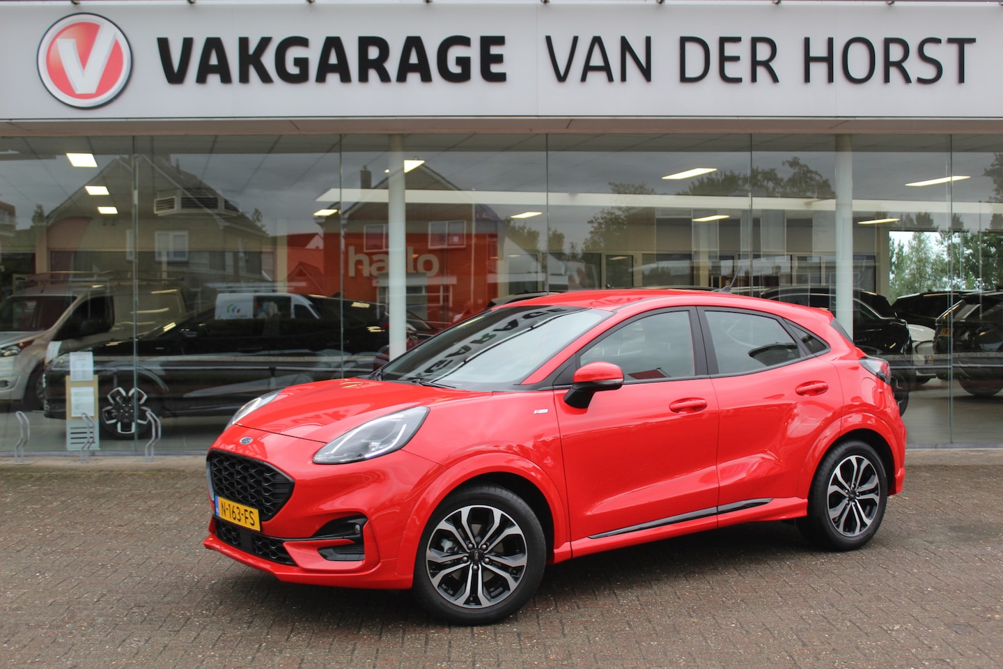 Ford Puma - 1.0-125pk EcoBoost Mild-Hybrid ST-Line. Slechts 17.500km ! Volautm. airco, navigatie, tele - AutoWereld.nl