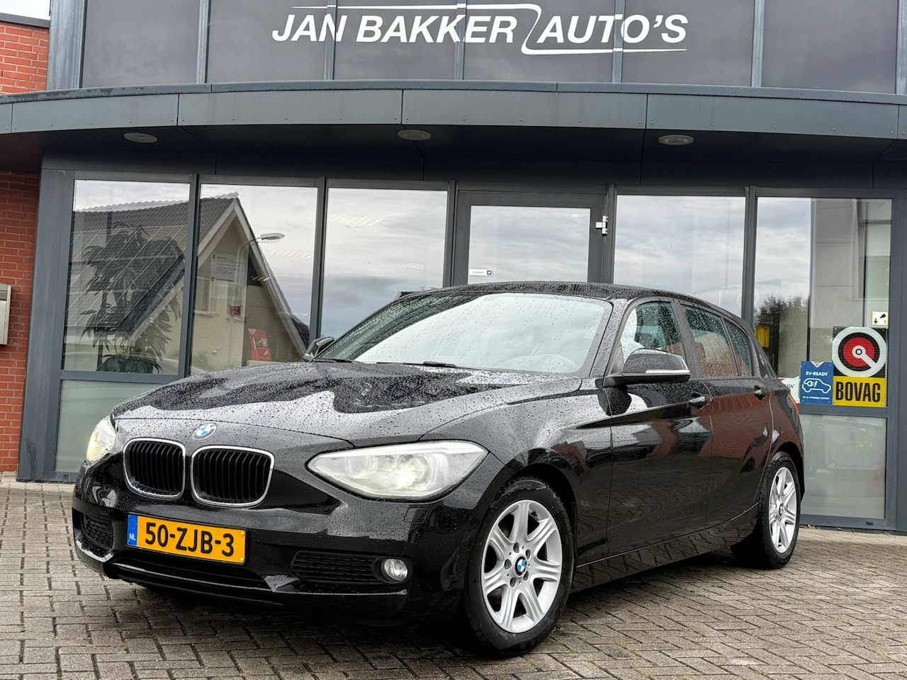 BMW 1-serie - 116d EDE Upgrade Edition | Leer | Navigatie | PDC | Xenon - AutoWereld.nl