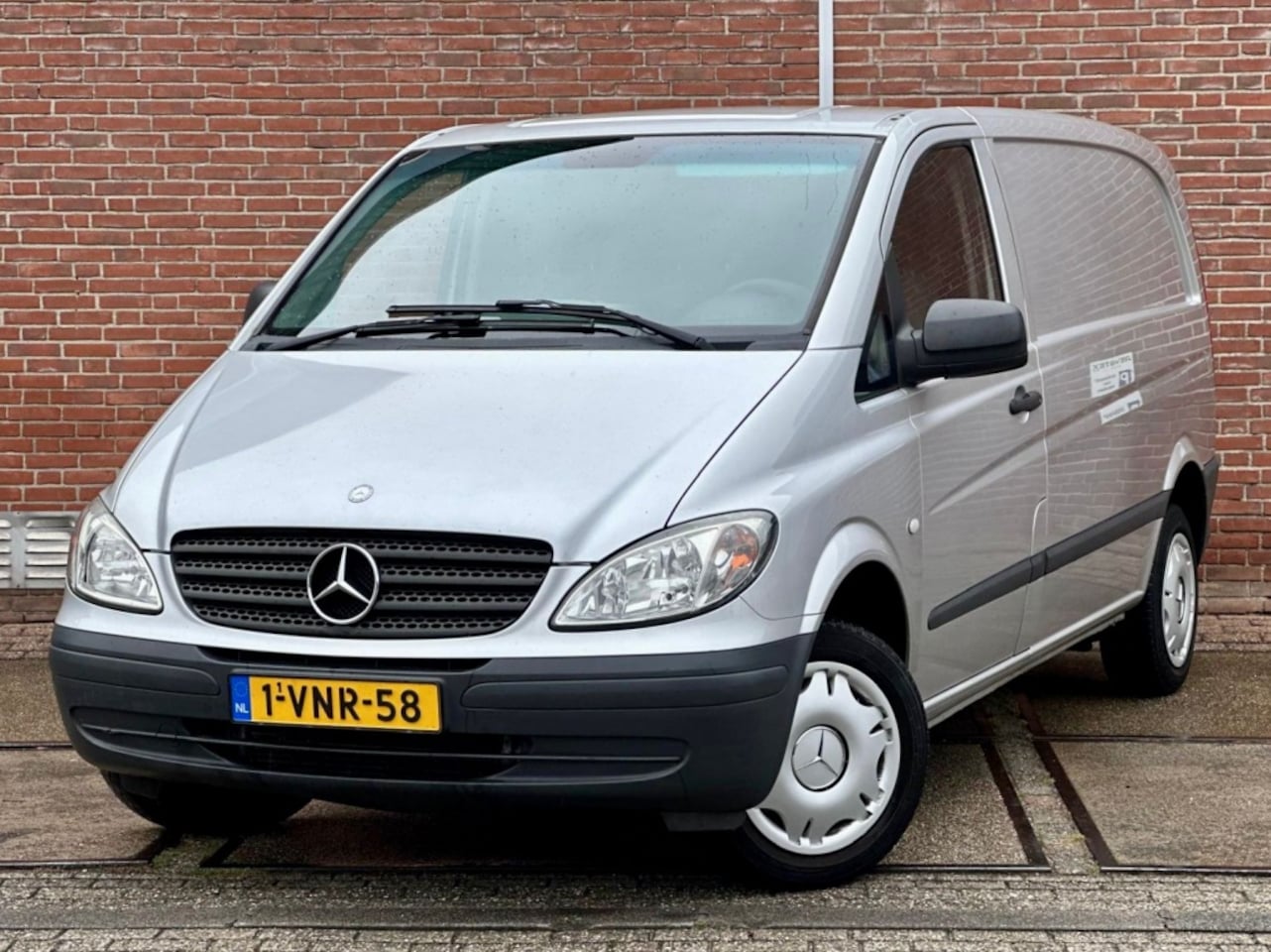 Mercedes-Benz Vito - 109 CDI 320 |AIRCO |3 PERSONEN |STUURBKR | - AutoWereld.nl