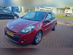 Renault Clio - 1.5 dCi Parisienne
