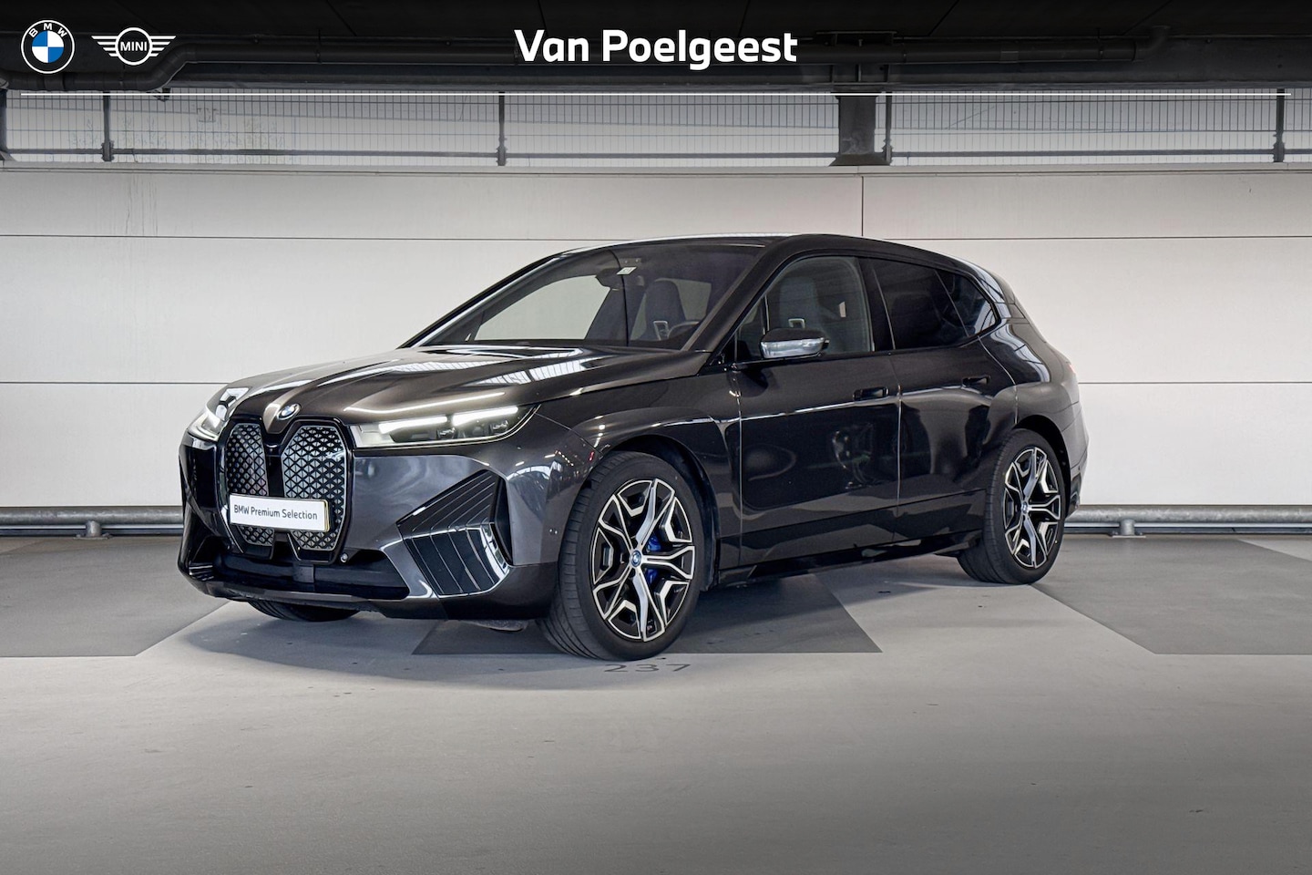 BMW iX - xDrive40 High Executive 77 kWh - AutoWereld.nl