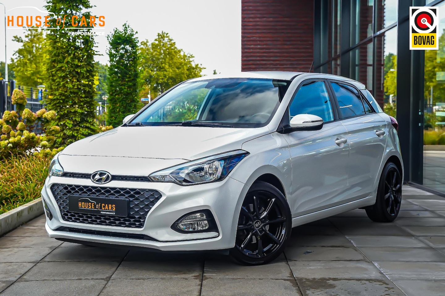 Hyundai i20 - T-GDI Comfort 1.0 100pk AUTOMAAT |ORG. NL|Apple Carplay|parkeercamera|cruise control|clima - AutoWereld.nl