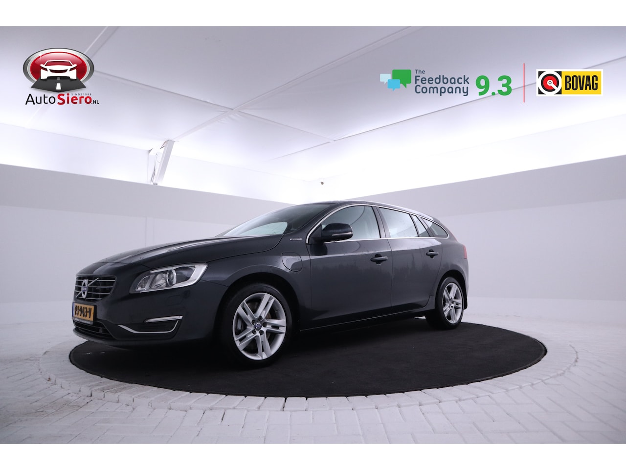 Volvo V60 - 2.4 D6 Twin Engine R-Design Leer, Memory, Navigatie, Climate, - AutoWereld.nl
