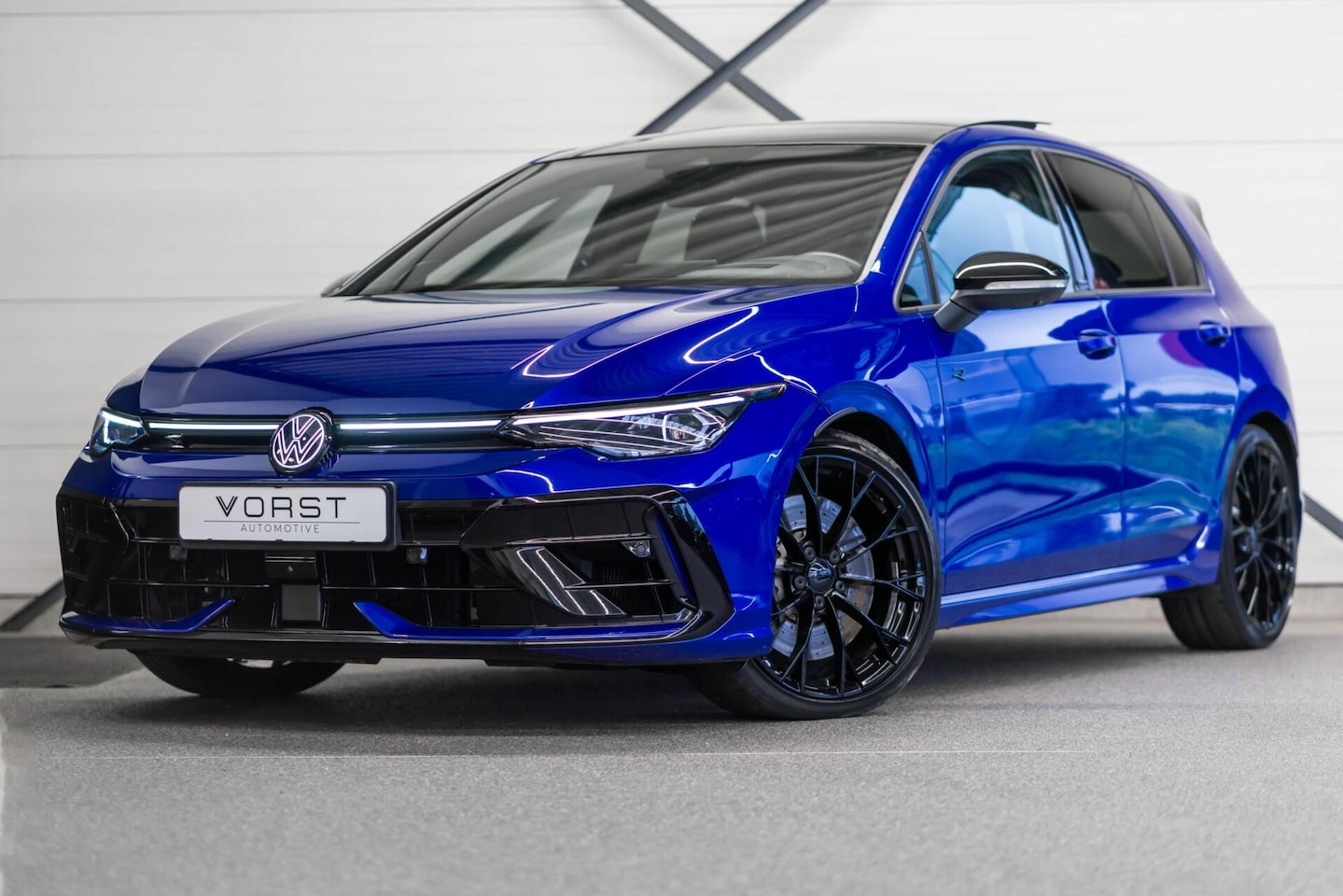 Volkswagen Golf - 2.0 TSI R 4Motion Performance Akrapovic HUD - AutoWereld.nl