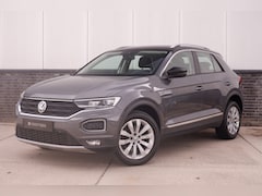 Volkswagen T-Roc - 1.5 TSI Sport LED | Trekhaak | Carplay | Camera | Navi | Virtual Cockpit | PDC