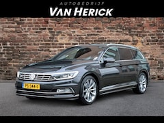 Volkswagen Passat Variant - 1.4 TSI ACT Highline 3x R-Line | Pano | Virtual Cockpit | Camera | Trekhaak