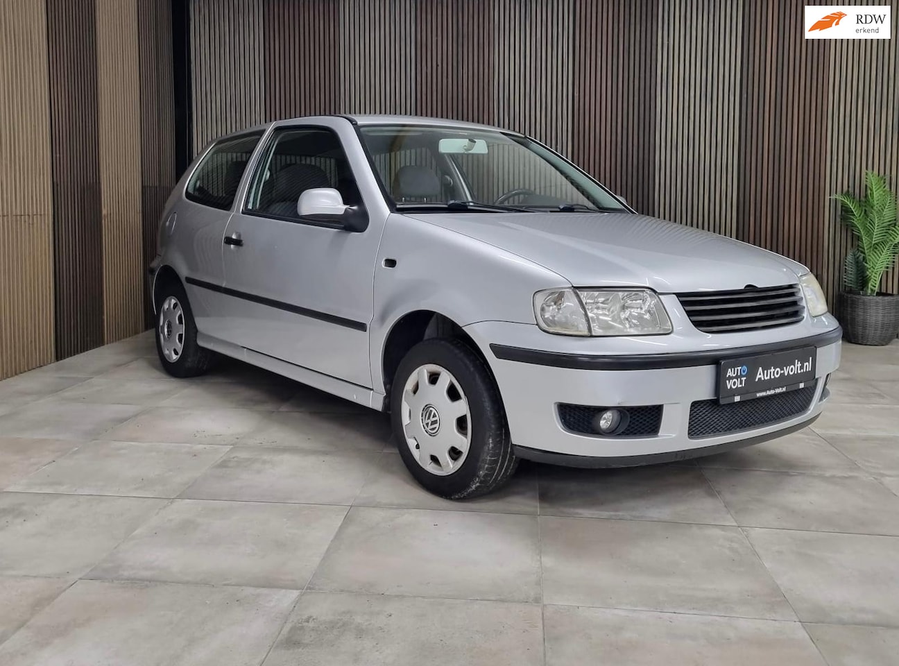 Volkswagen Polo - 1.4 Comfortline 1.4 Comfortline - AutoWereld.nl