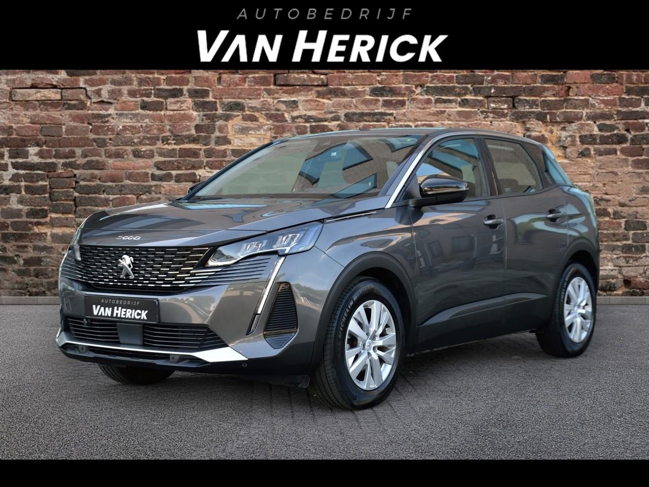 Peugeot 3008 - 1.2 PureTech Active Pack Business Automaat | Trekhaak | Stoelverwarming | Achteruitrijcame - AutoWereld.nl