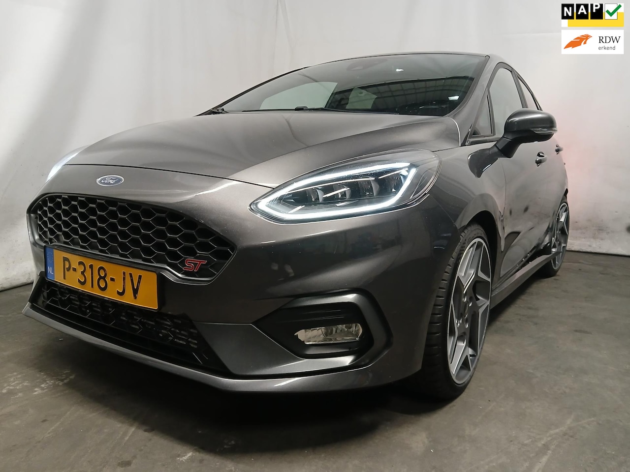 Ford Fiesta - 1.5 EcoBoost ST-3 - Rechter Zijschade - WOK - AutoWereld.nl