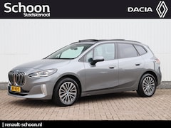 BMW 2-serie Active Tourer - 218i Automaat | Leder | Panoramadak | Stoel-/Stuurverwarming | Elek. Trekhaak | Navigatie