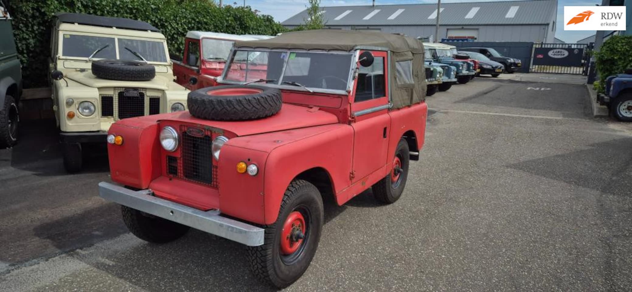Land Rover 88 - Series IIa benzine - AutoWereld.nl