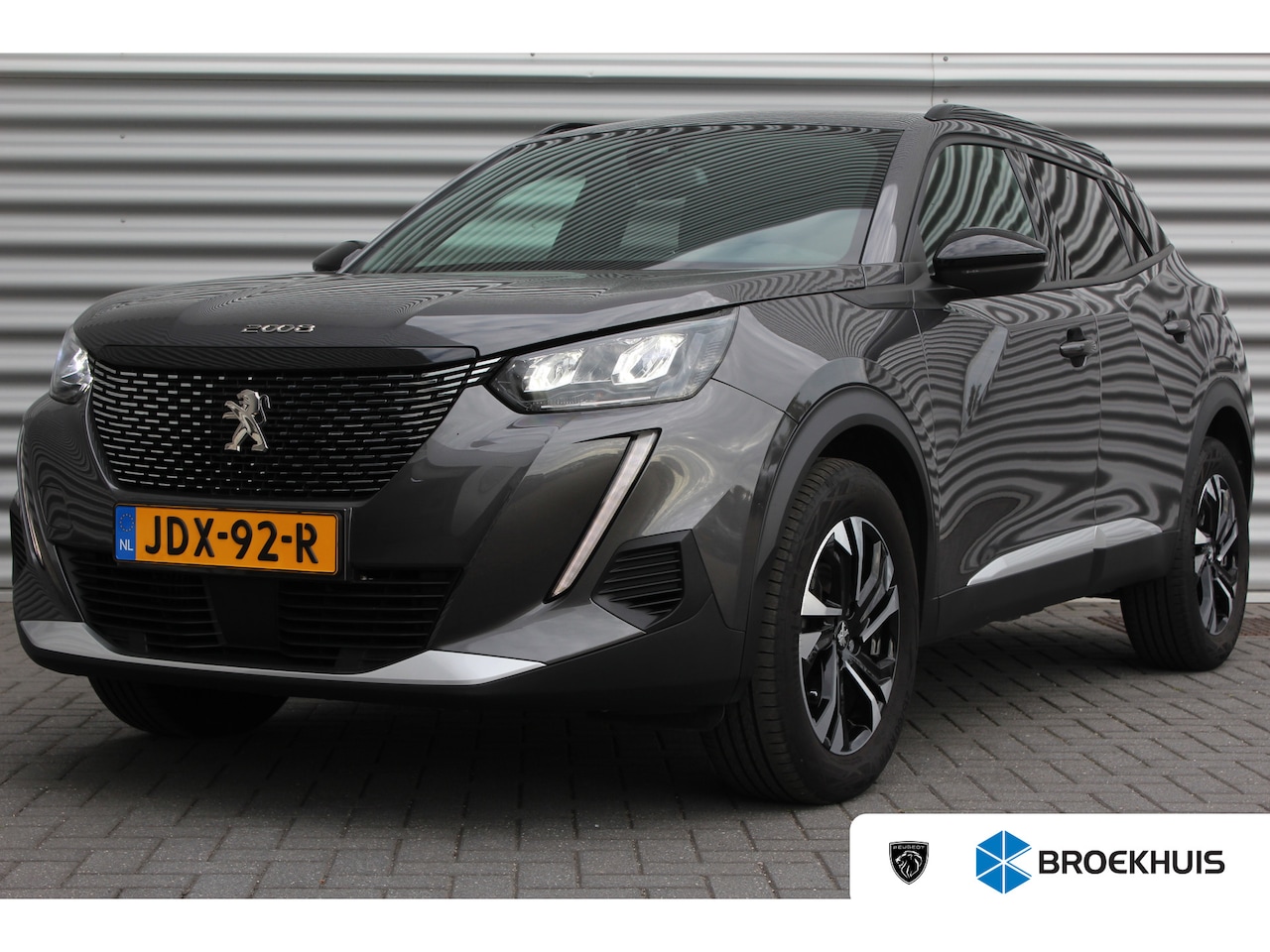 Peugeot 2008 - 1.2 PURETECH 130PK ALLURE PACK / NAVI / LEDER / CLIMA / LED / PDC / 17" LMV / CAMERA / KEY - AutoWereld.nl