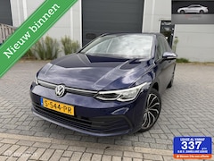 Volkswagen Golf - 1.0 eTSI Life