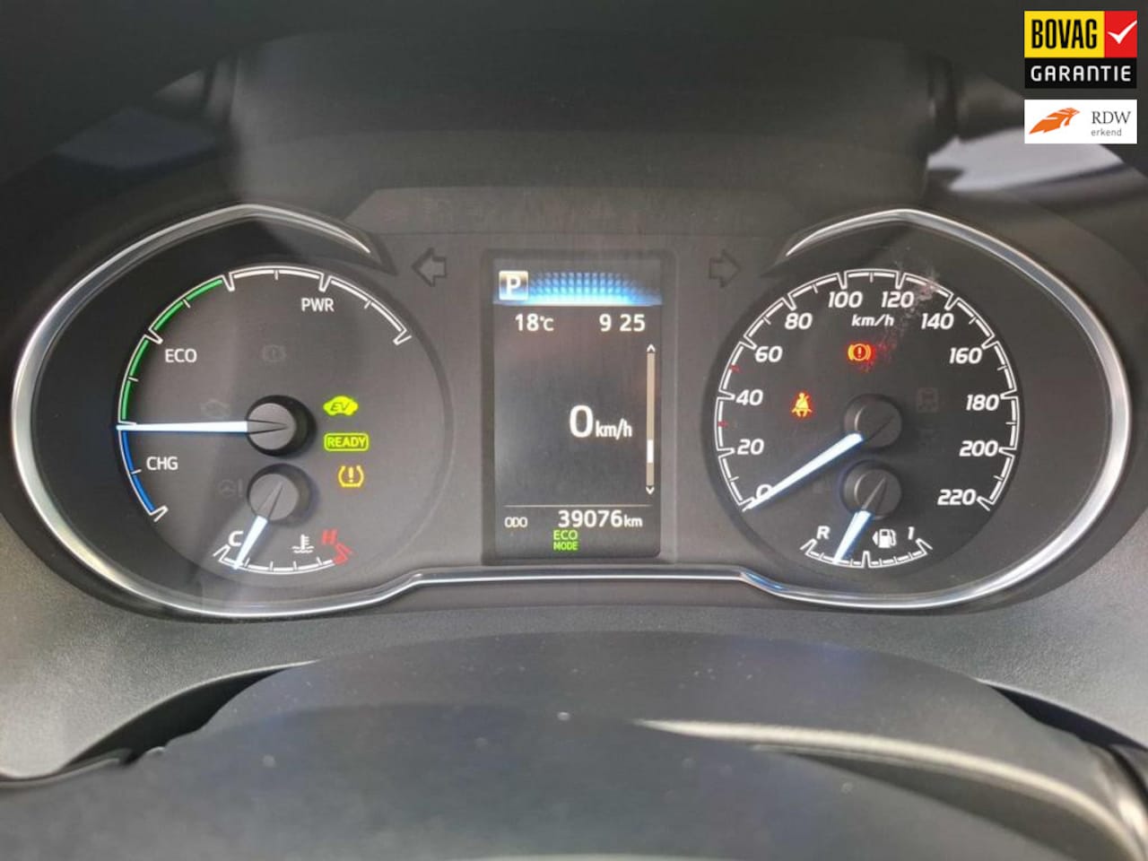 Toyota Yaris - 1.5 Hybrid Dynamic 1.5 Hybrid Dynamic, 39.000 km , Automaat, BOVAG-garantie - AutoWereld.nl