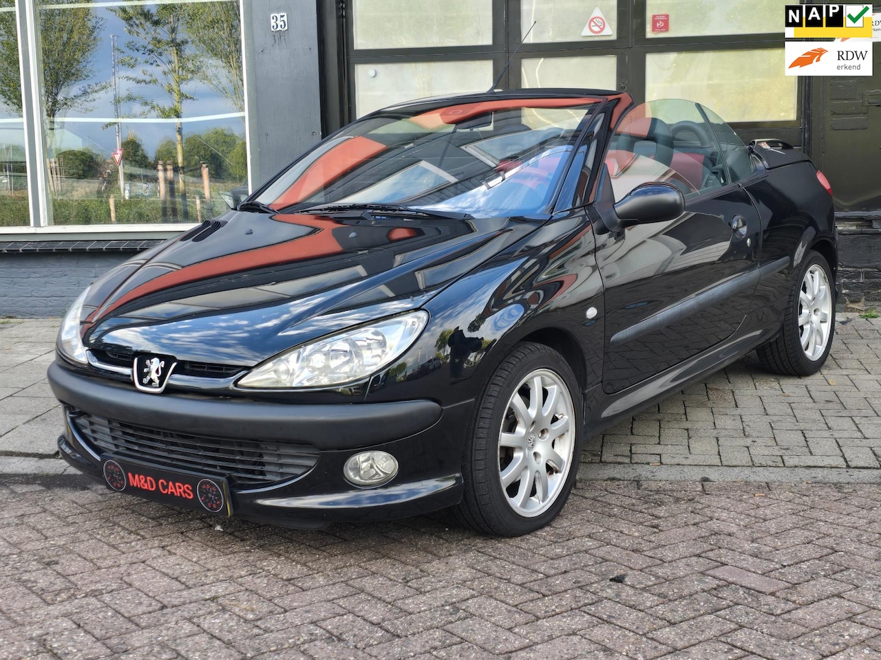 Peugeot 206 CC - 2.0-16V AIRCO/NAP/CABRIO/ELEK RAMEN - AutoWereld.nl