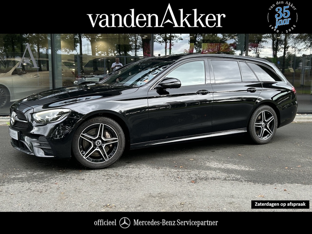 Mercedes-Benz E-klasse Estate - 300e AMG // Trekhaak 2100kg // 360 Camera // Schuifdak // Night pakket // Elek. Achterklep - AutoWereld.nl