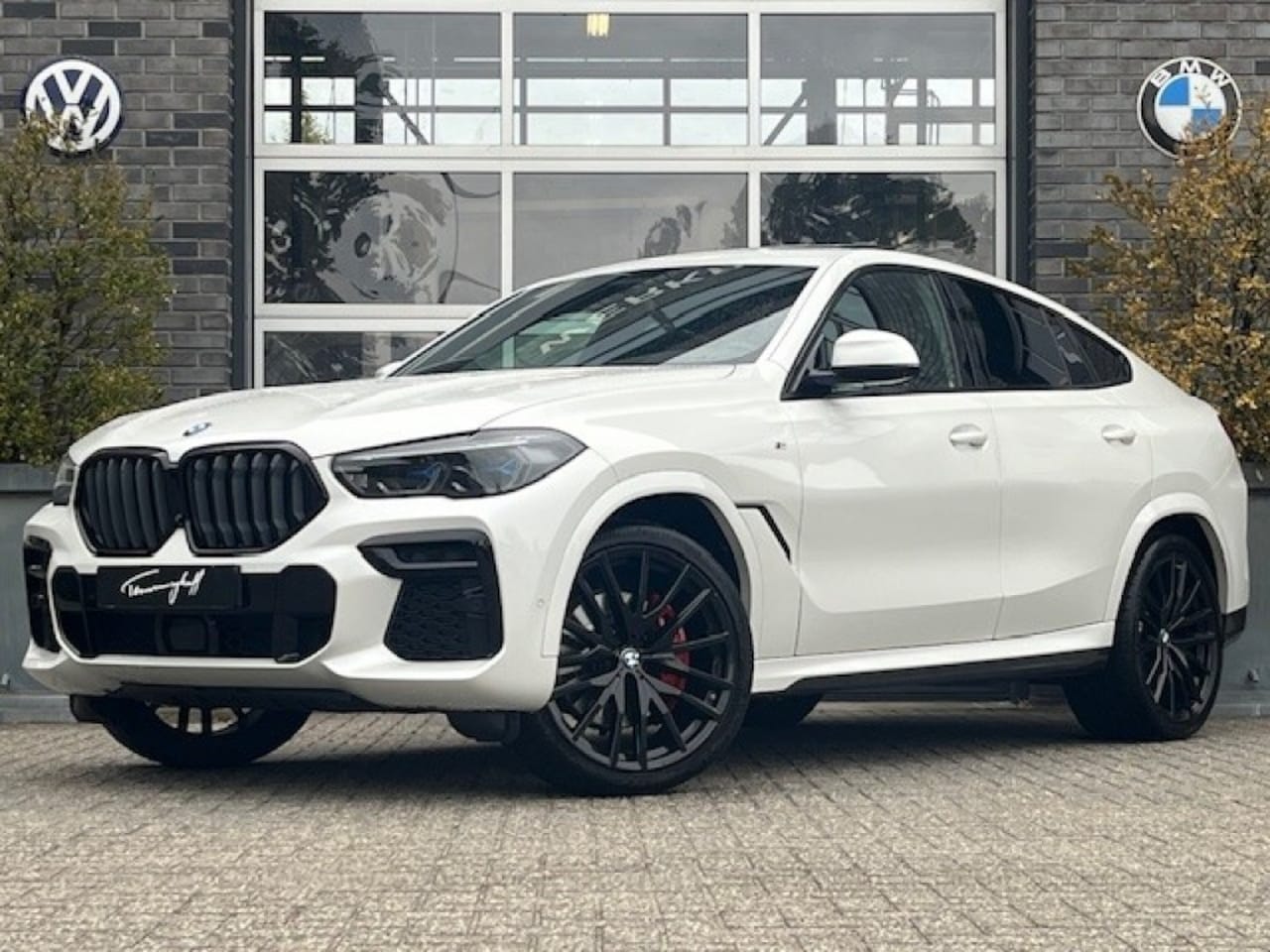 BMW X6 - XDRIVE40I M-SPORT - LASER - SKY LOUNGE - LUCHTVERING - TREKH. - AutoWereld.nl