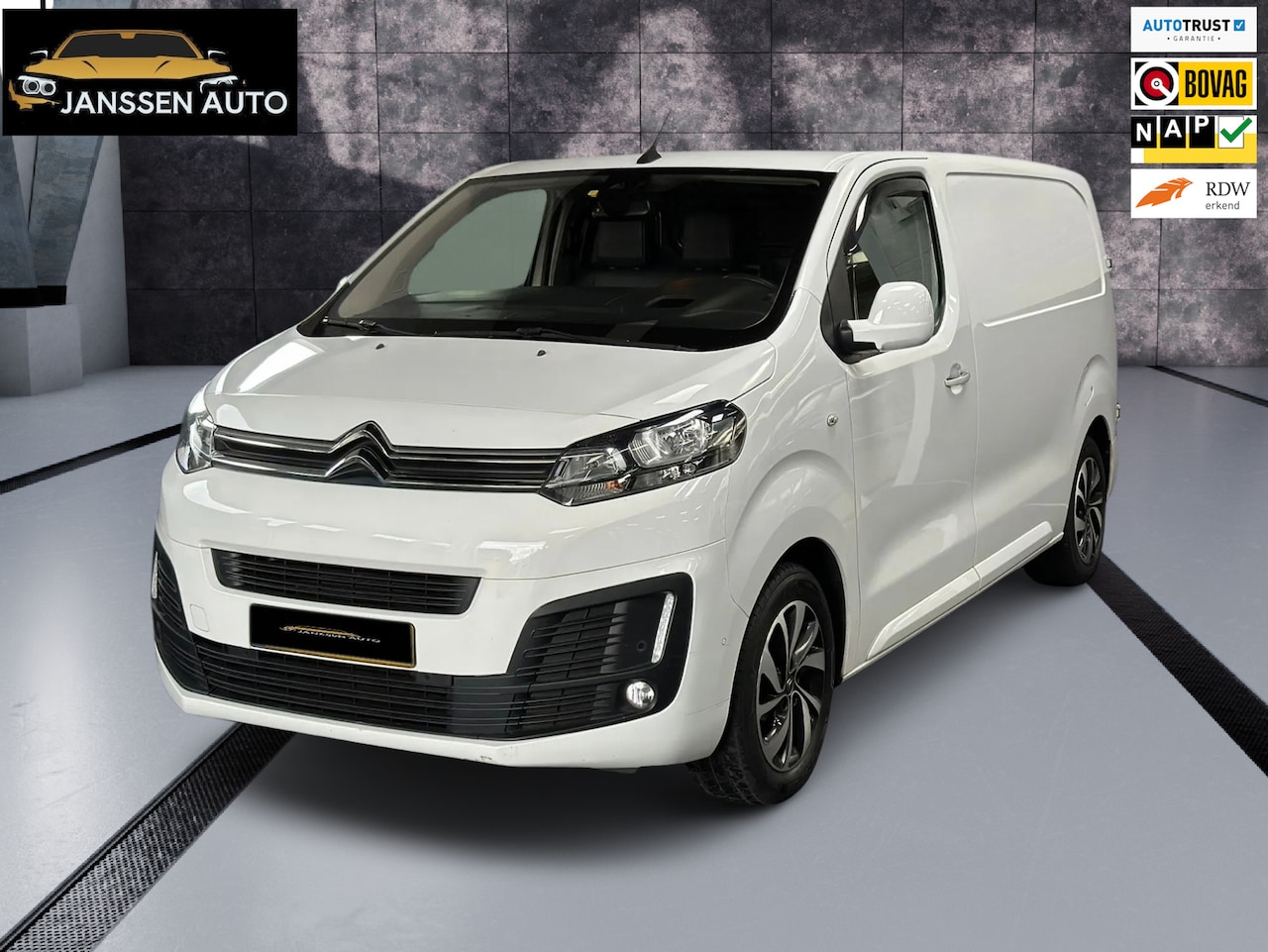 Citroën Jumpy - 1.6 BlueHDI 95 Club M | Navi | Carplay | Camera | Elektrische schuifdeur | Keyless | 3 per - AutoWereld.nl