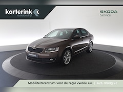 Skoda Octavia - Style Business | Camera | Pano | Apple Carplay
