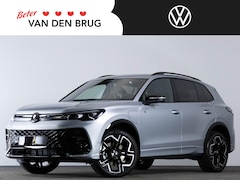 Volkswagen Tiguan - R-Line Edition 1.5 eHybrid 272 PK | Trekhaak | 360'' camera | Stuur & Stoelverwarming | Bl