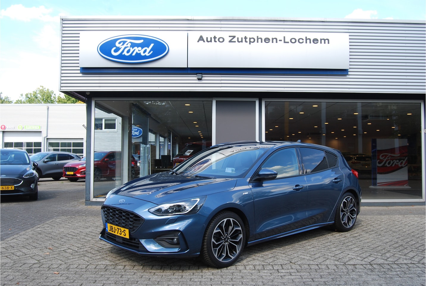Ford Focus - 1.5 EcoBoost ST Line Business 5DR TREHAAK 1500KG | WINTERPACK| CAMERA| 18" VELGEN| ADAPTIE - AutoWereld.nl