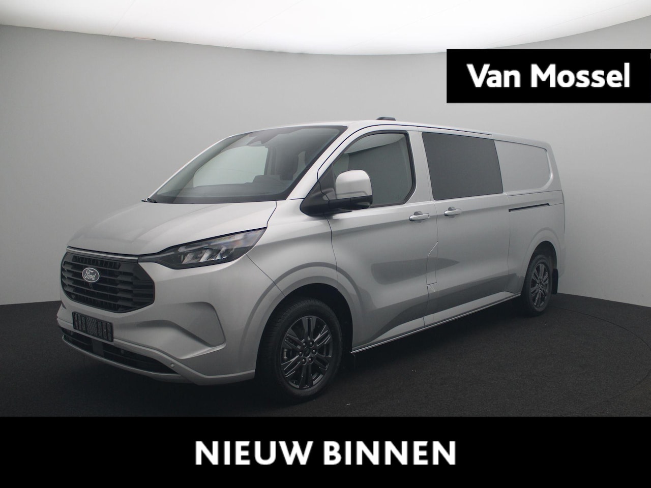 Ford Transit Custom - 320 2.5 PHEV L2H1 Limited DC 320 2.5 PHEV L2H1 Limited DC - AutoWereld.nl