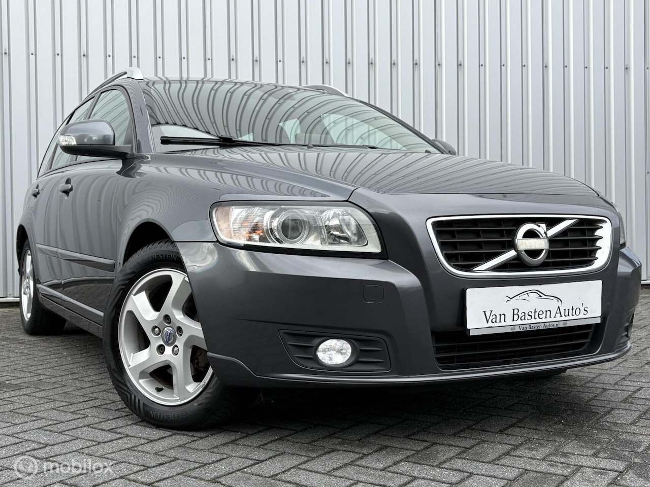 Volvo V50 - 1.6 D2 Business Pro Edit | Leder | PDC | 2012 | E5 | Volledige historie | - AutoWereld.nl