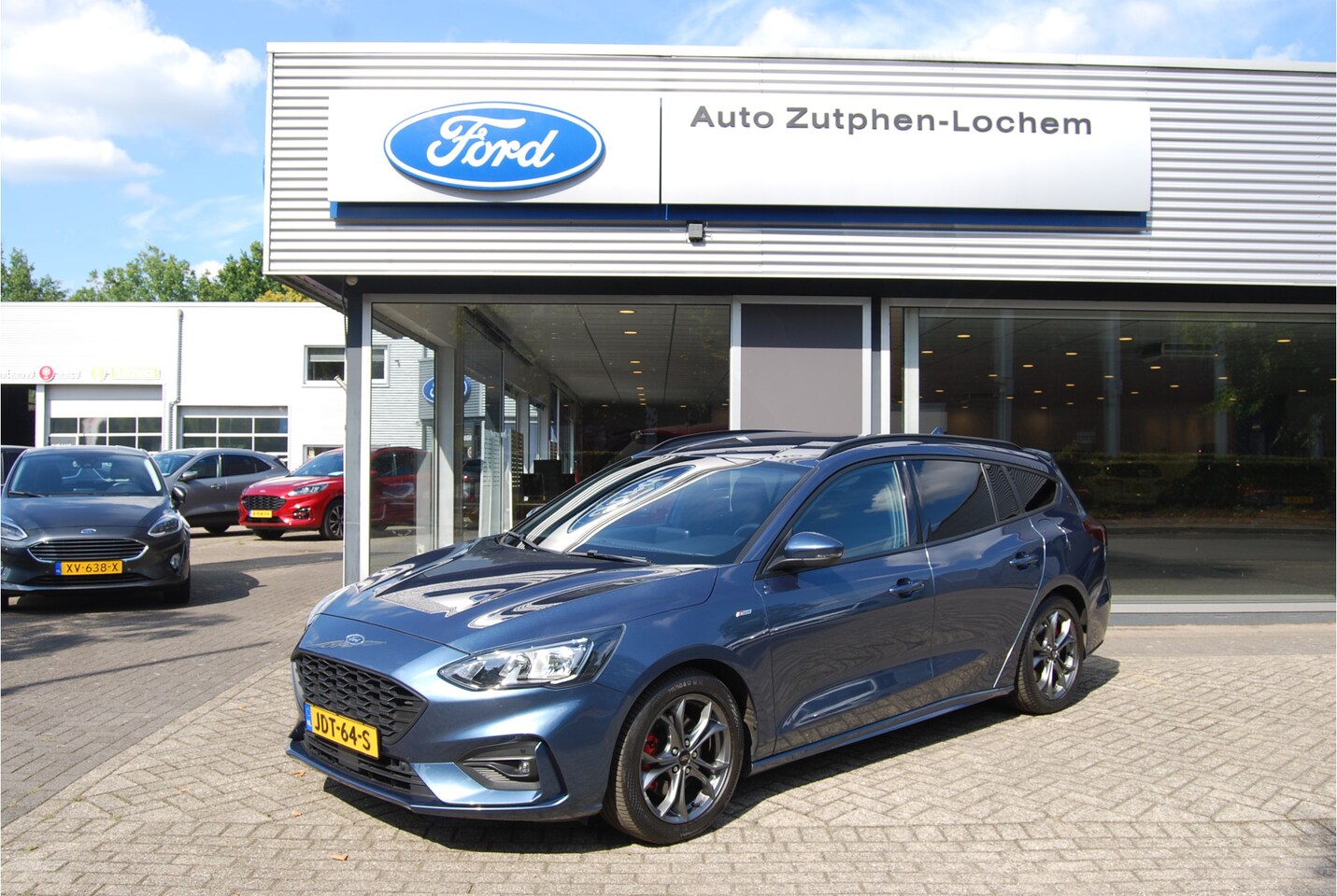 Ford Focus Wagon - 1.5 EcoBoost ST-Line Business 150pk TREKHAAK | WINTERPACK | CAMERA | GROTE SPOILER | NAVIG - AutoWereld.nl