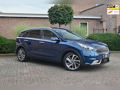 Kia Niro - 1.6 GDi Hybrid ExecutiveLine Adaptive Stoelventilatie Memory Leder Keyless 18''