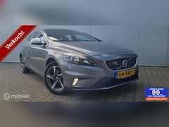 Volvo V40 - 2.0 D2 R-Design TREKHAAK/PDC/STOELVERWARMING