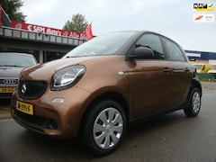 Smart Forfour - 1.0 Essential Edition ( 2016 )