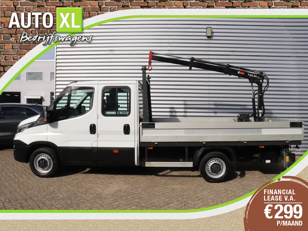 Iveco Daily - DC 35S18D 3.0 Aut. 375 HIAB Kraan Open Laadbak Navi Camera Climate - AutoWereld.nl