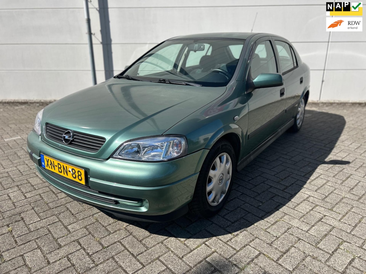 Opel Astra - 1.6 GL NL Auto , Nap , Trekhaak en Nieuwe apk 09-09-2026 - AutoWereld.nl