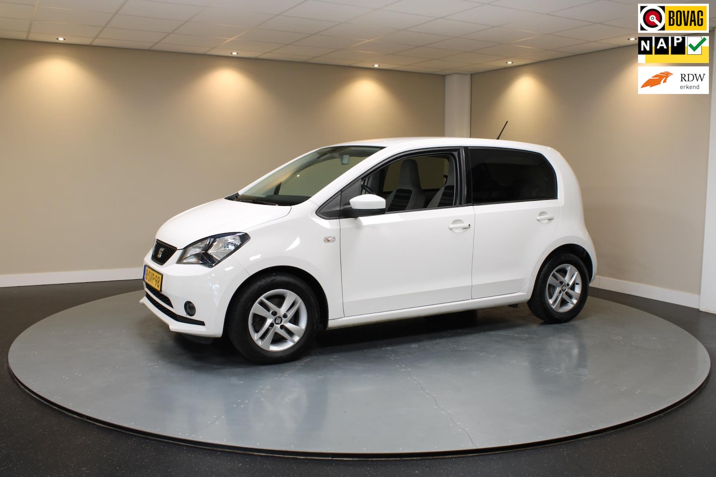SEAT Mii - 1.0 Chill Out *1ste Eigenaar* Lage Km! Airco|Lm Velgen|5 Deurs - AutoWereld.nl
