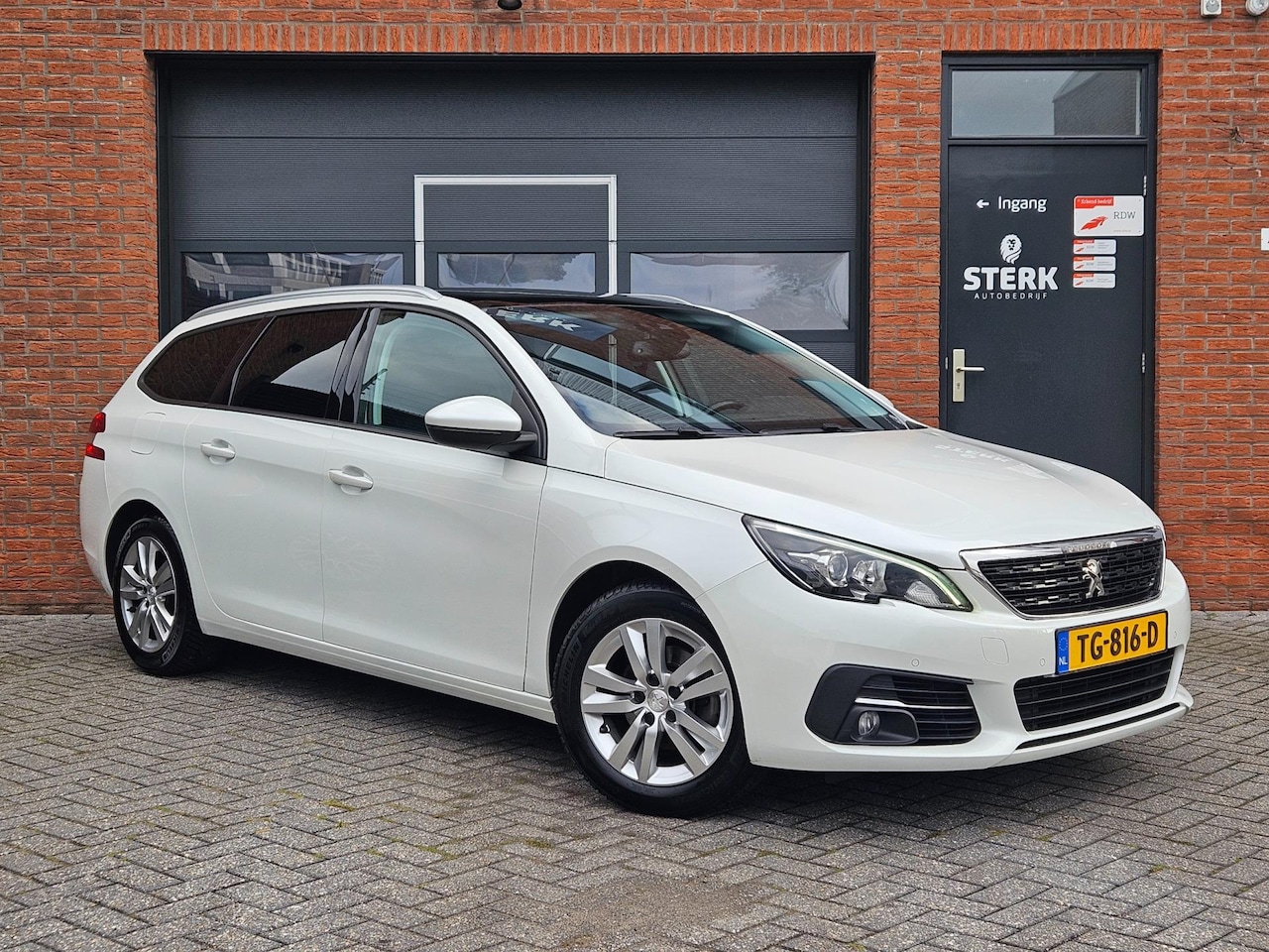 Peugeot 308 SW - 1.2 PureTech Blue Lease Pano Carplay DAB Cruise - AutoWereld.nl