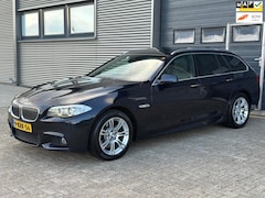 BMW 5-serie Touring - 528i COMPLEET M PAKKET - PANO - NWE APK