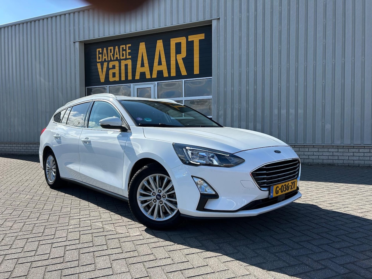Ford Focus Wagon - 1.0 EcoBoost Titanium Business | CLIMATE | NAVI | - AutoWereld.nl