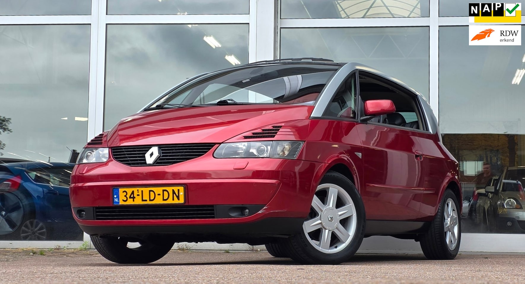 Renault Avantime - 3.0i 24V V6 Privilège 3e Eigenaar Leer Panoramadak Mooi! - AutoWereld.nl