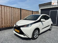 Toyota Aygo - 1.0 VVT-i x-wave Automaat | Camera | Nieuwe APK