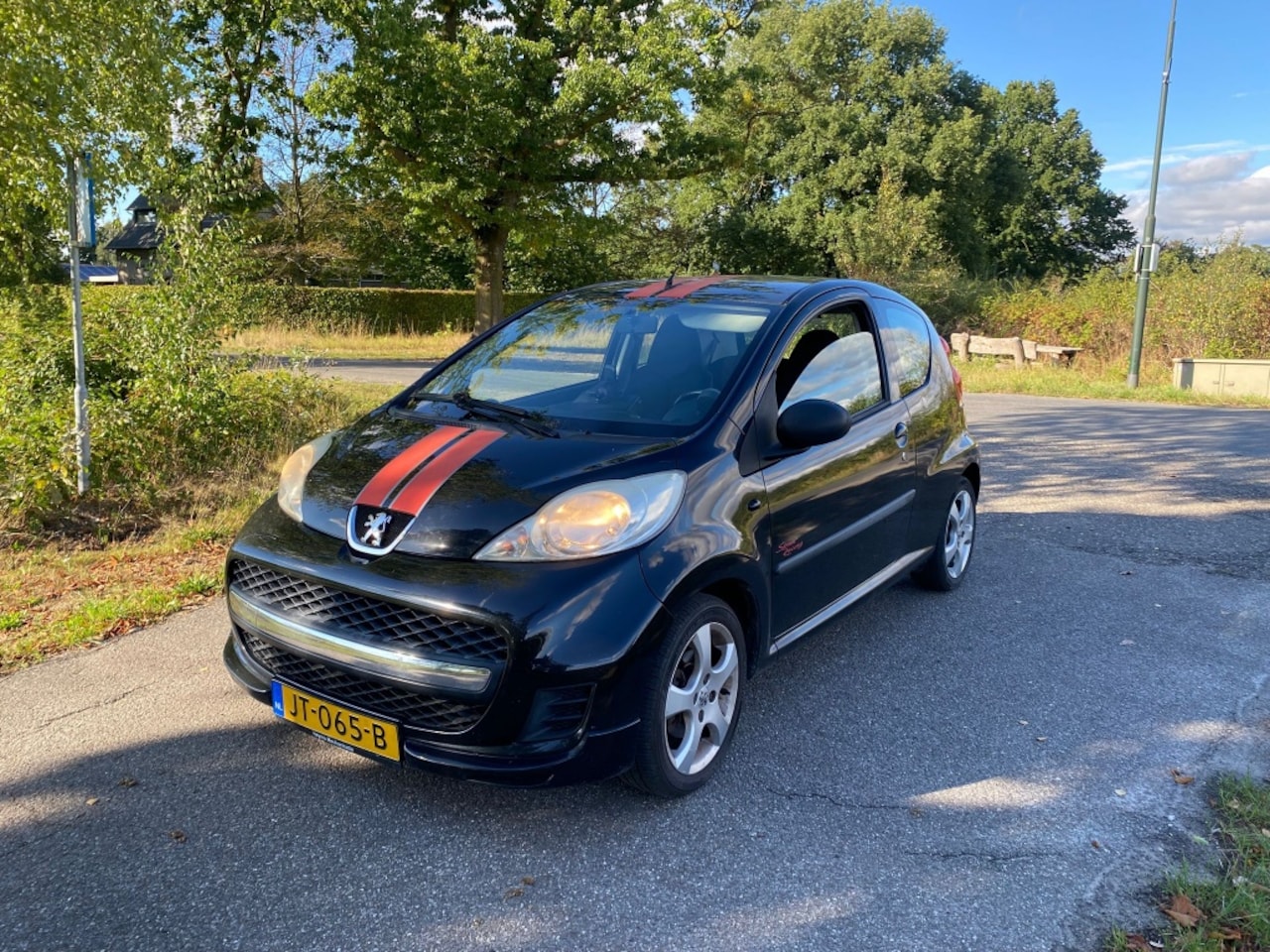 Peugeot 107 - 1.0-12V XR 1.0-12V XR - AutoWereld.nl