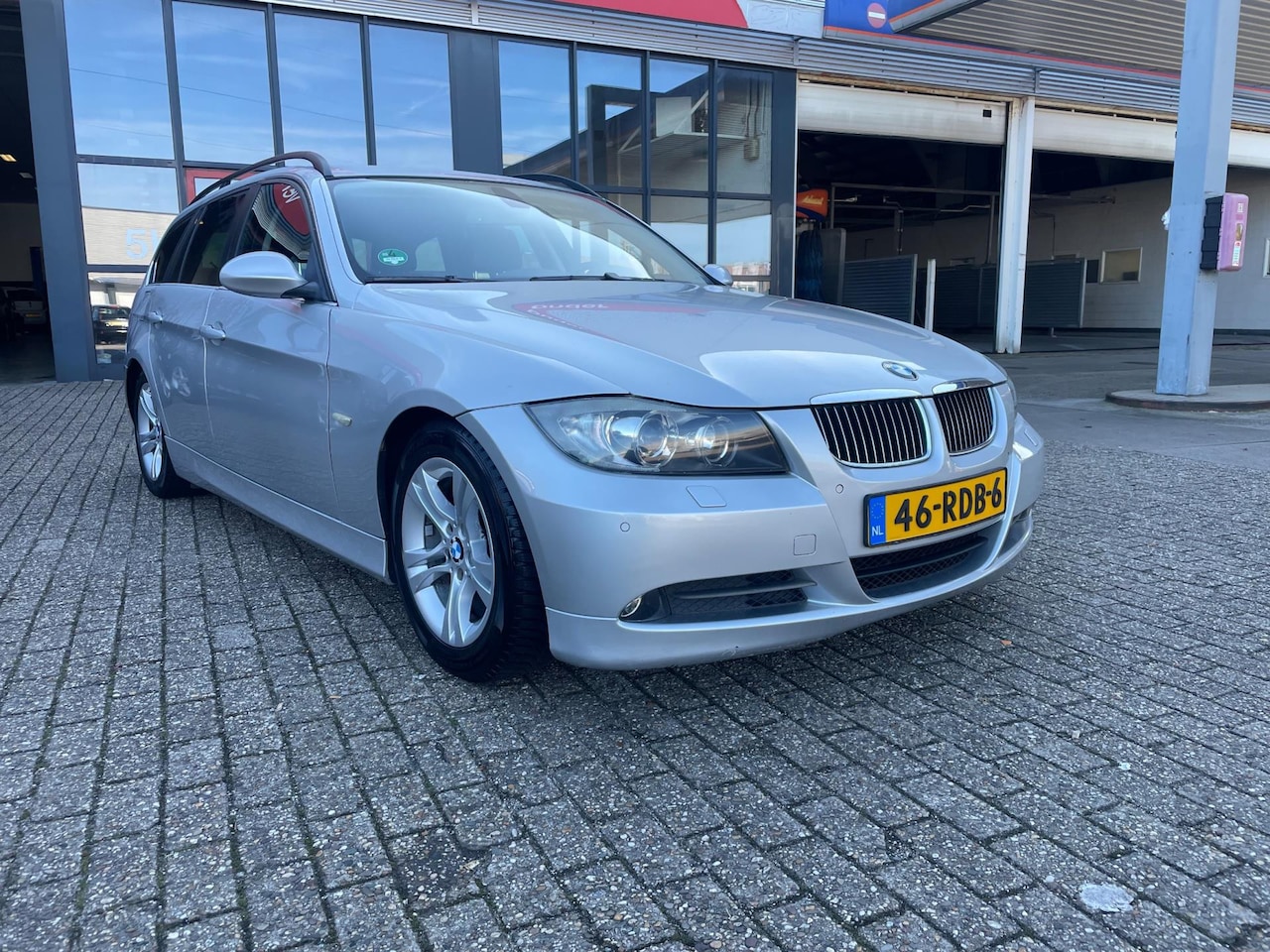BMW 3-serie Touring - 325i Executive zeer nette goed rijdende auto - AutoWereld.nl