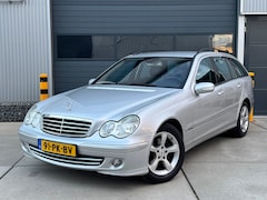 Mercedes-Benz C-klasse Combi - 180 K. Avantgarde AUT / CLIMA / CRUISE / TREKHAAK