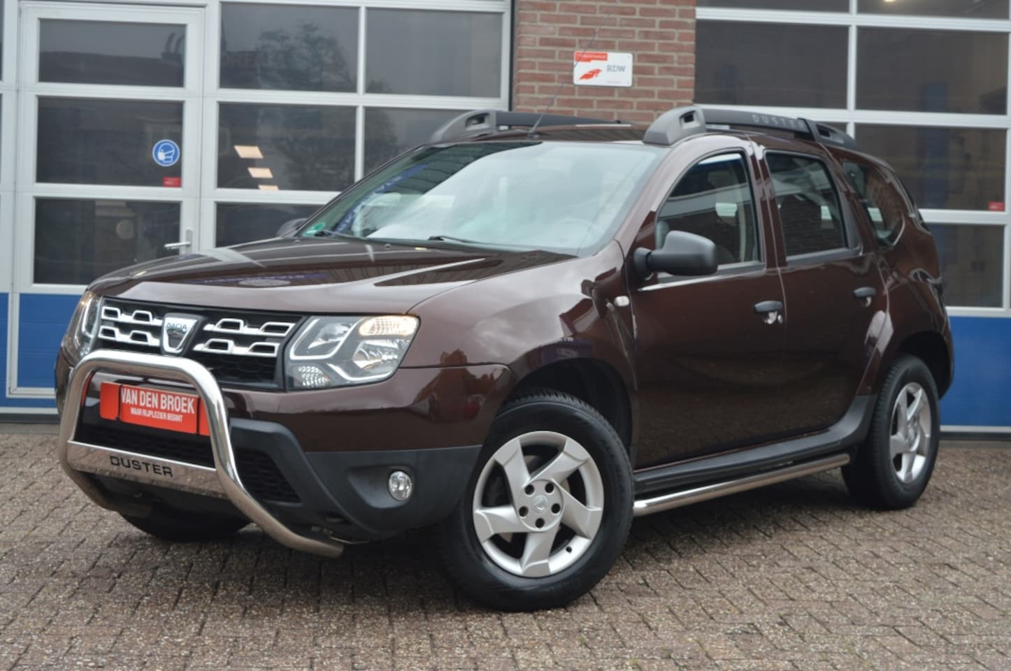 Dacia Duster - 1.2 TCe 4x2 | AIRCO - TRK.HAAK - AutoWereld.nl