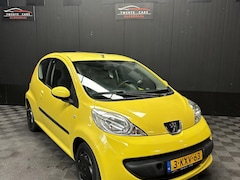 Peugeot 107 - 1.0-12V XS | Airco | Nieuwe APK |